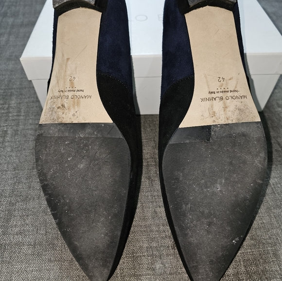 MANOLO BLAHNIK SUEDE - Picture 3 of 6